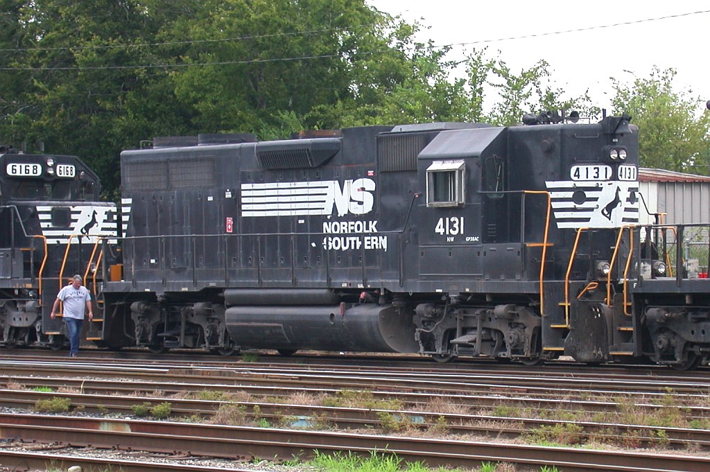 NS 4131 on NS 418